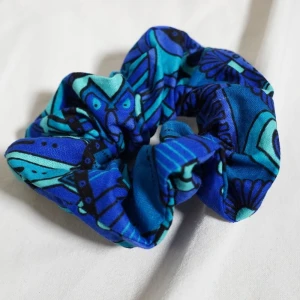 Gumka do włosów - scrunchie Somalia